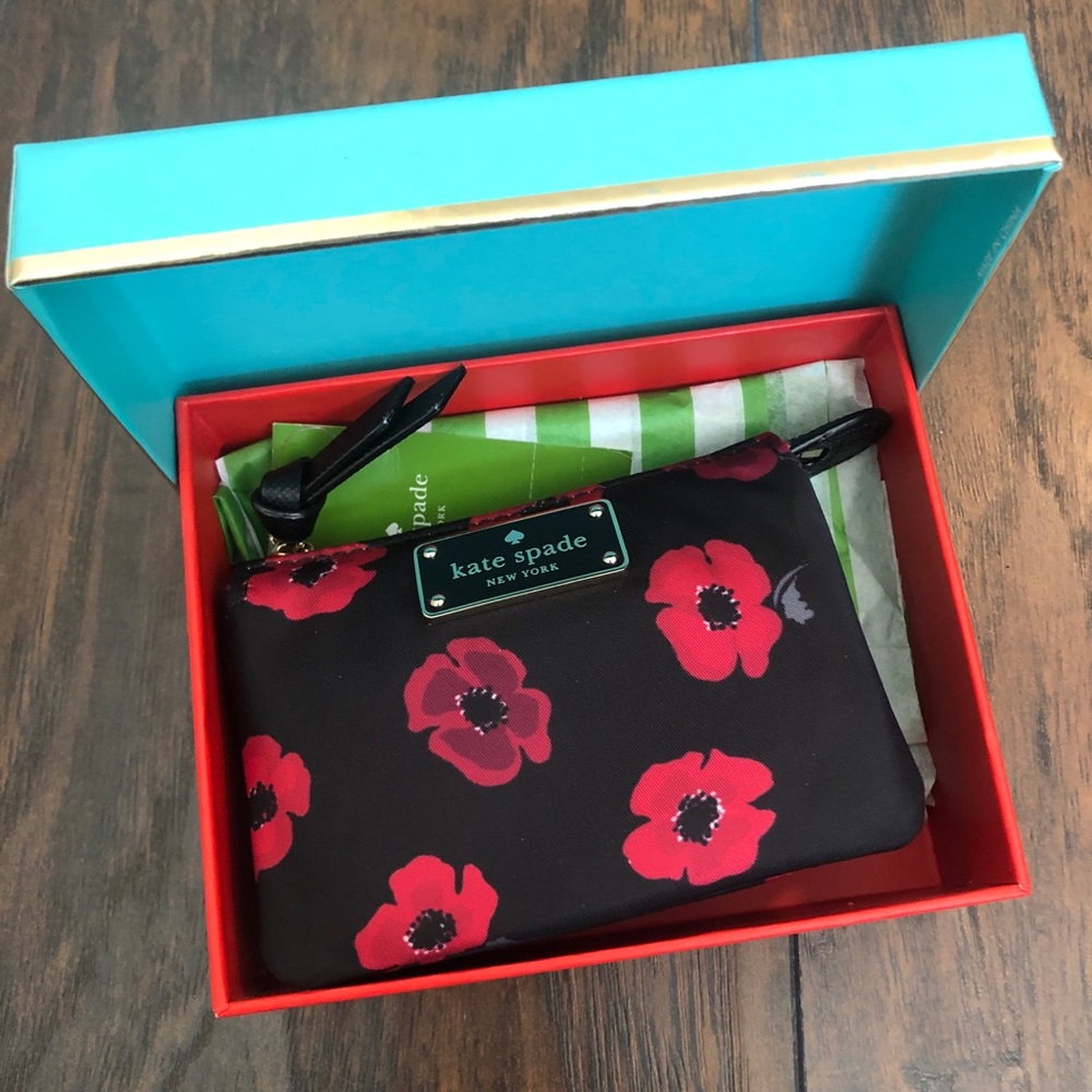 COPY - Kate Spade Poppy Natasha Wilson Road Small Wallet